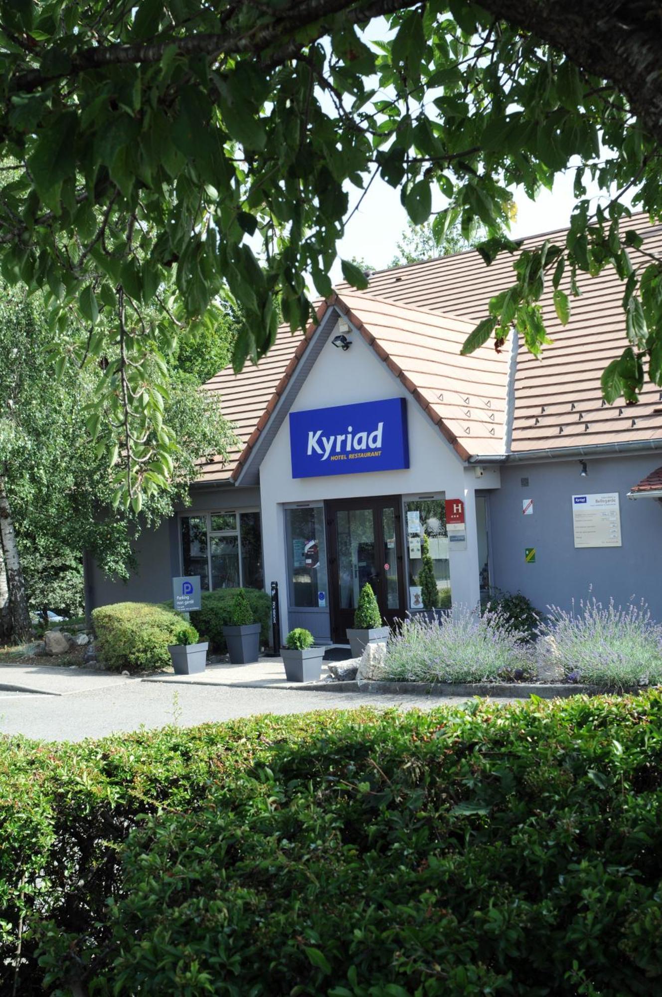 Kyriad Bellegarde - Genève Chatillon-en-Michaille Exterior foto