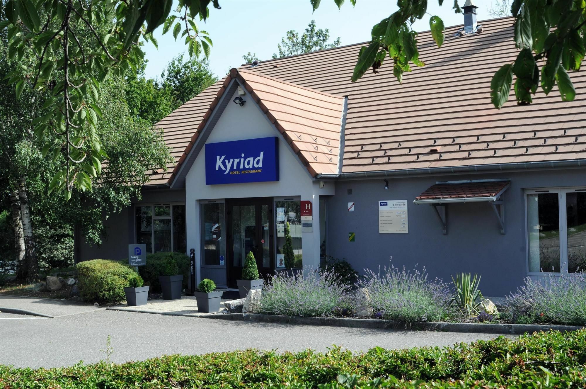 Kyriad Bellegarde - Genève Chatillon-en-Michaille Zimmer foto